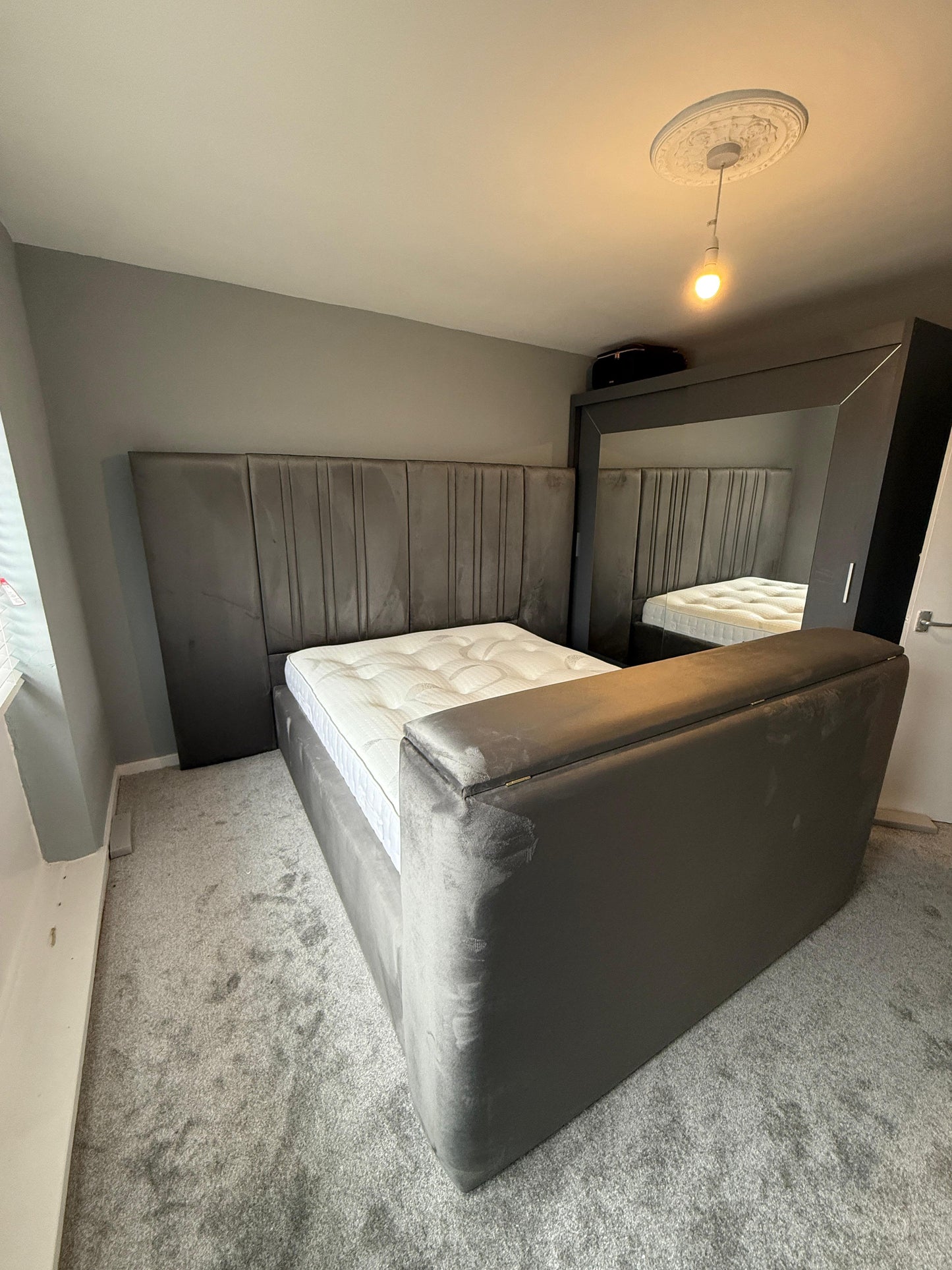 Mr Grey TV Bed