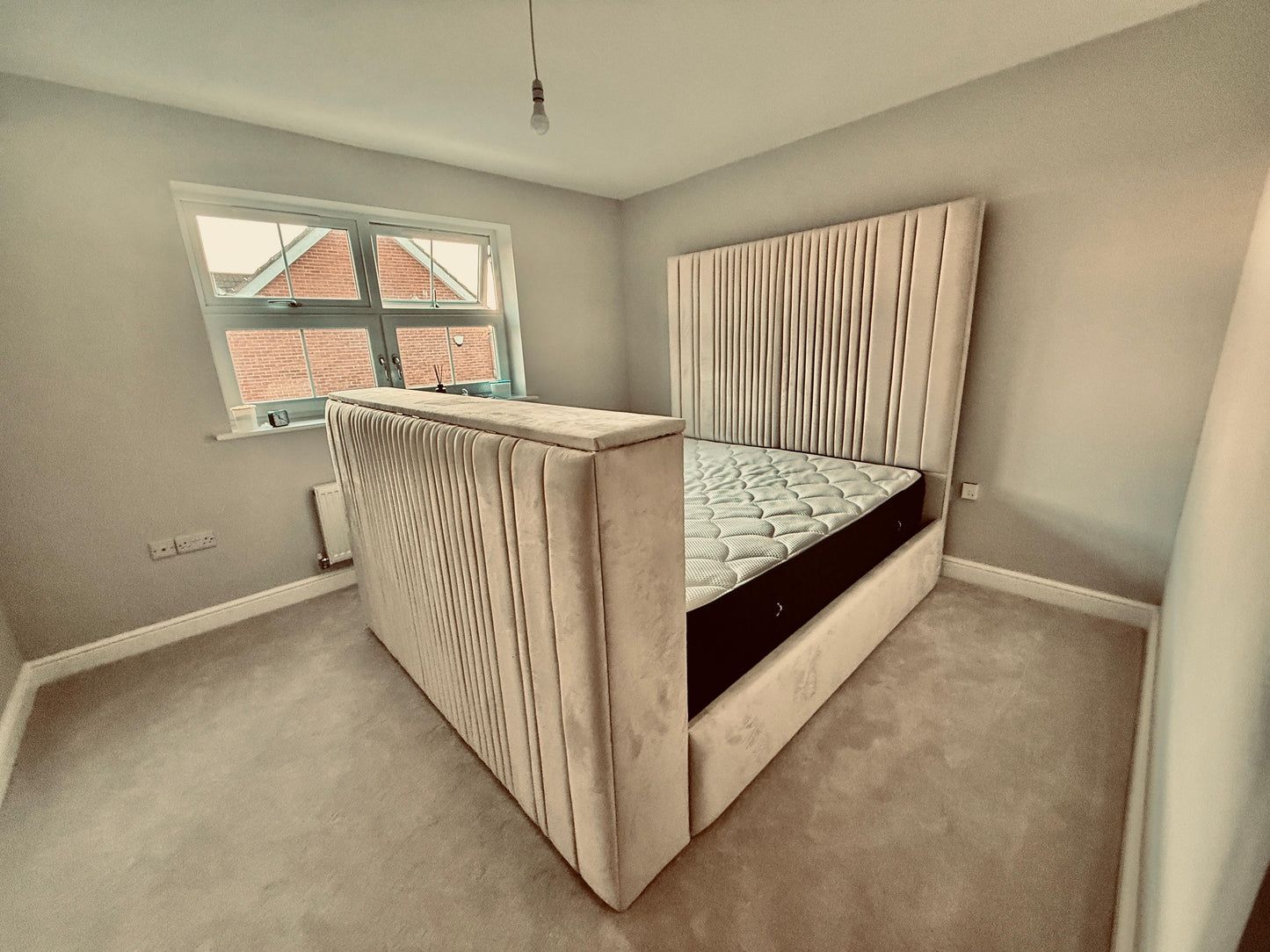 Los Vegas TV Bed
