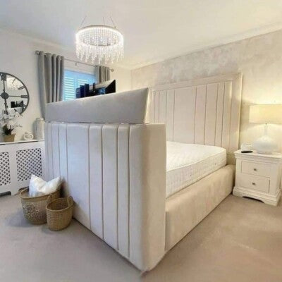 Upgrade Your Bed With TV Footend